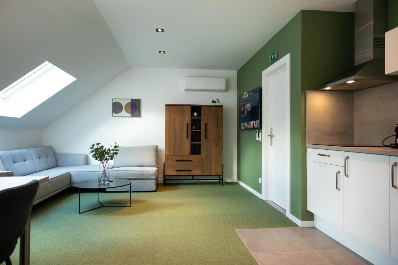 Housing Hotel